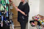 Tara Winzer im Atelier, 2026, Halberstadt.
