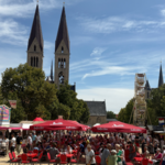 Rückblick auf Ton am Dom 2025 - Ein Fest voller Handwerk, Musik und Lebensfreude auf dem Halberstädter Domplatz Rückblick auf Ton am Dom 2025 - Ein Fest voller Handwerk, Musik und Lebensfreude auf dem Halberstädter Domplatz