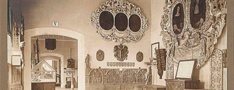 Blick in die erste Dauerausstellung des Städtischen Museums um 1910.